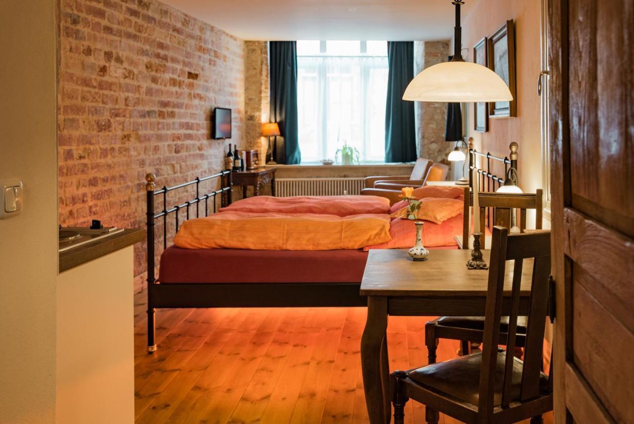 Hotel Haase Lübeck Oda fotoğraf